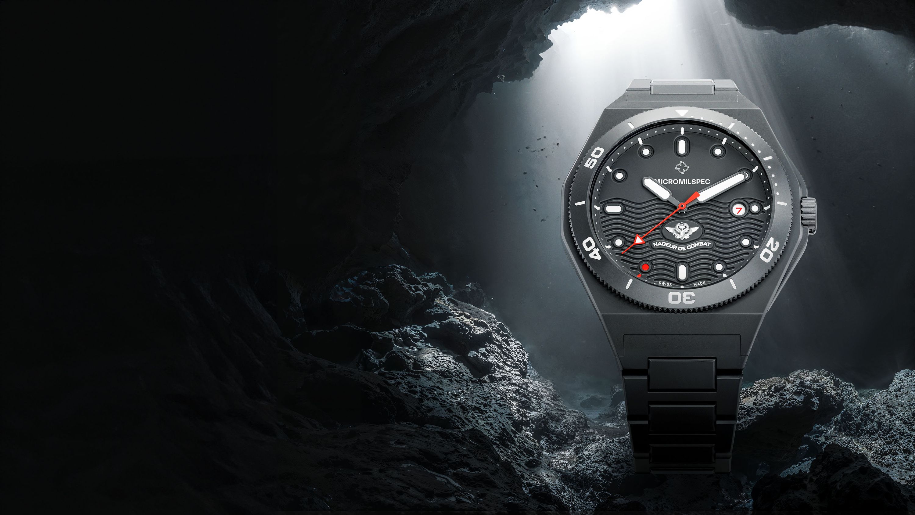 Combat diver watch